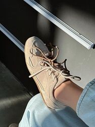 Кросівки жіночі OLLI T-12-0023 бежеві весна-осінь, замша натуральна 5852