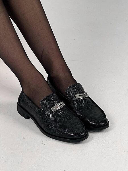 Туфлі жіночі VIFEST 255 чорні весна-осінь, шкіра анаконда натуральна 5911