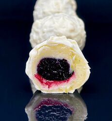 Мария Манахова Трюфель Черника лайм 2024