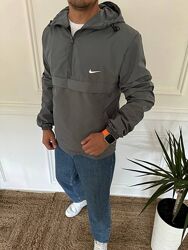 Чоловіча вітровка