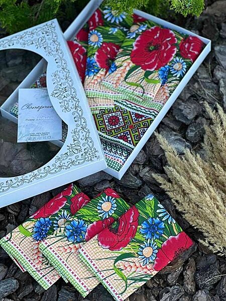 Набір скатертина з серветками