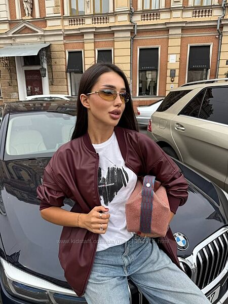 Шкіряний бомбер оversize