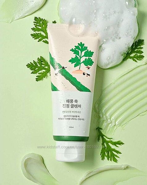 Заспокійлива очищаюча пінка з полином Round Lab MUGWORT Calming Cleanser
