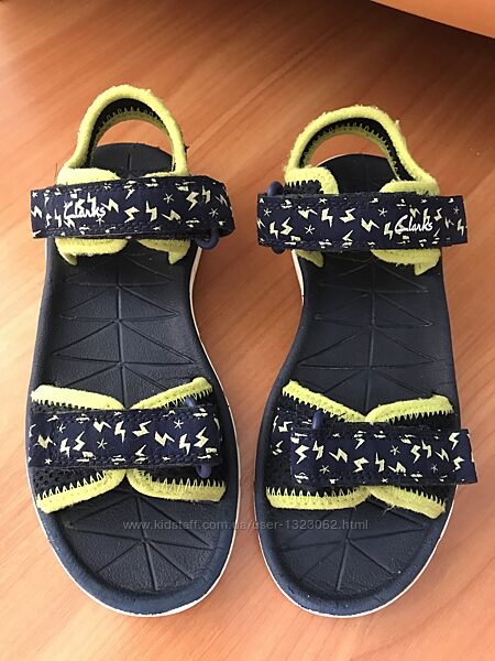 Босоніжки Clarks 31 р. Устілка 20 см. 