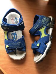 Босоніжки Superfit 35 р. Устілка 22 см