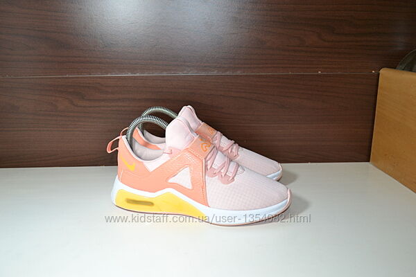 nike air max bella quest 37.5р кроссовки оригинал