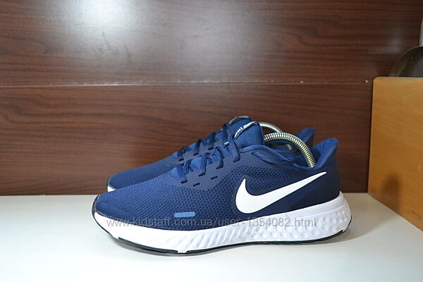 nike revolution 5 кроссовки 43-43.5р оригинал