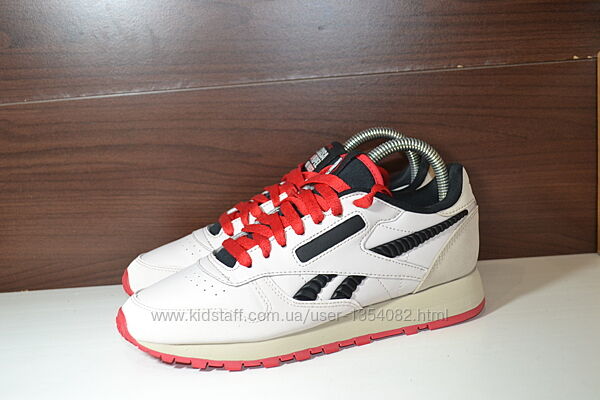 reebok classic la casa de papel 39р кроссовки кожаные оригинал