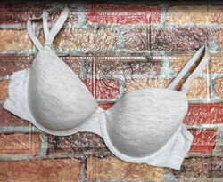 Арт.0135 бюстгалтер від primark розмір євро 75в