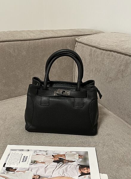 Італійська шкіряна сумка тоут нова колекція