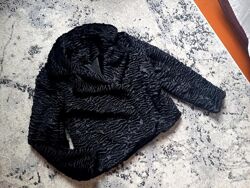 Брендовая черная шуба шубка полушубок под каракуль, L размер. 