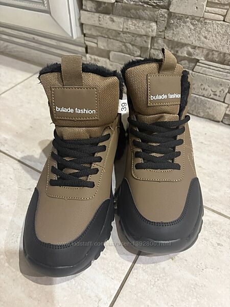 Кросівки утеплені 