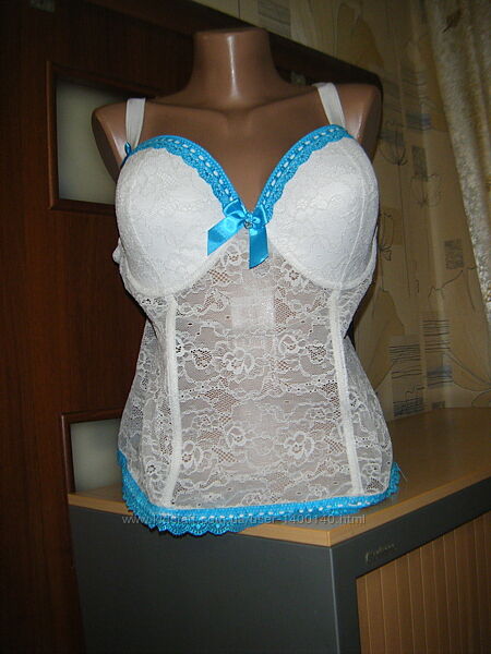 Шикарный кружевной бюстье, размер L / XL, чашка C / D