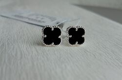 Срібло 925 проба пусети конюшина з чорним камінчиком онікс