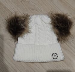 Вязаная демисезоневя шапка с бубонами Calvin Klein, на 1,2,3 года, рост 80-98