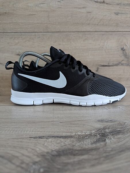 Кроссовки б/у Найк Nike Flex Essential 38 р 25 см