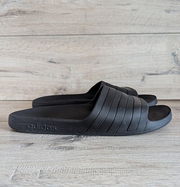 Шлепанцы слайдеры б/у Адидас Adidas 45-46 р 30 см