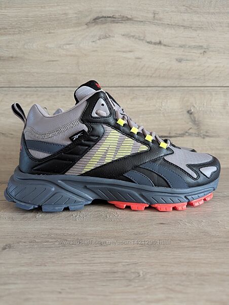 Кроссовки б/у Рибок Reebok Royal Hyperium Hiker 42 р 27 см
