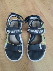 Босоножки для девочки