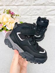 Стильні зимові чобітки черевики зимние ботинки  Tom. M