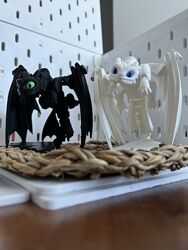 Беззубик дракон та денна Фурія