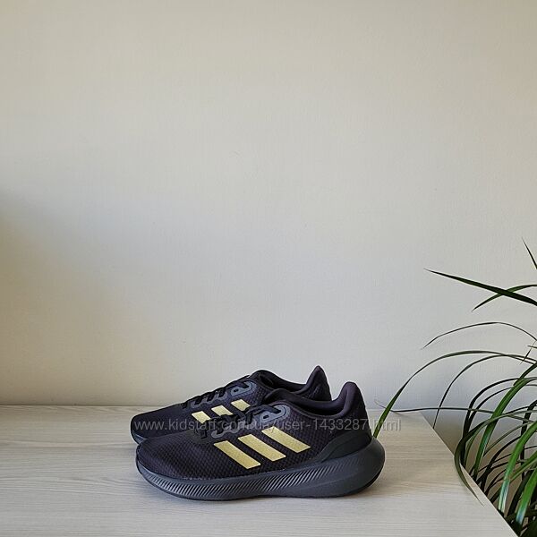 Кросівки ОРИГІНАЛ Adidas if2345 рр.41 1/3