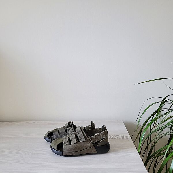Сандалі шкіряні Оригінал Ecco Cozmo Fisherman 713301 рр.25