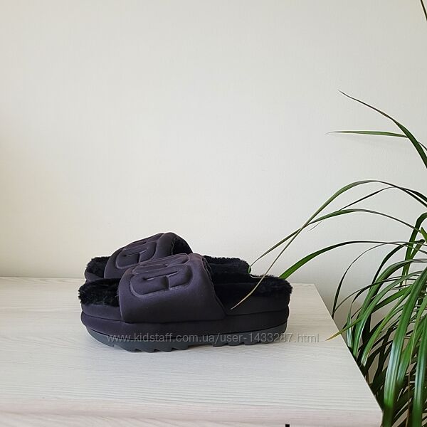 Шльопанці Оригінал Ugg рр.38