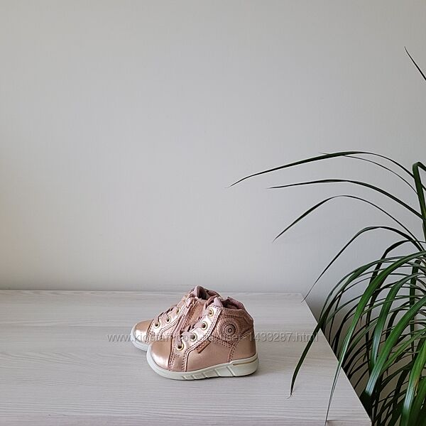 Черевички шкіряні Оригінал Ecco  first рр.19