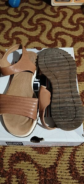 Босоніжки Caprice 