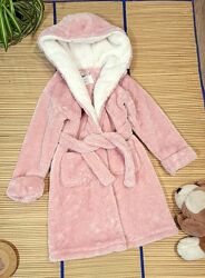 Халат теплый для девочки 8-9лет