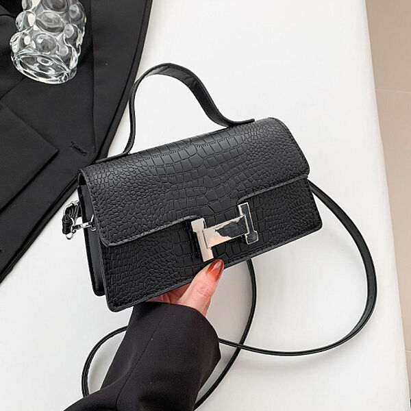 Сумочка через плече із еко-шкіри 72-8566A