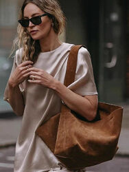 Замшева містка сумка коричневого кольору 73-660C