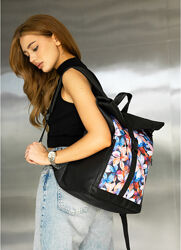 Жіночий рюкзак чорний принт