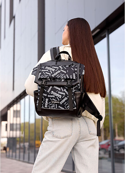 Жіночий рюкзак принт чорний