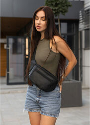 Жіноча сумка на пояс бананка чорний