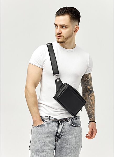 Чоловіча сумка бананка чорна