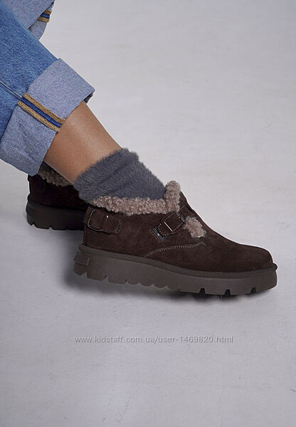 Черевики ботінки низькі замшеві жіночі зимові коричневі 778k