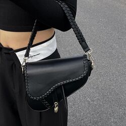 Сумка у формі сідло з еко-шкіри 7K040A