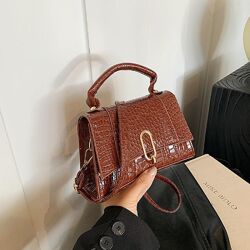 Каркасне невелике кросбоді з еко-шкіри 717068985C