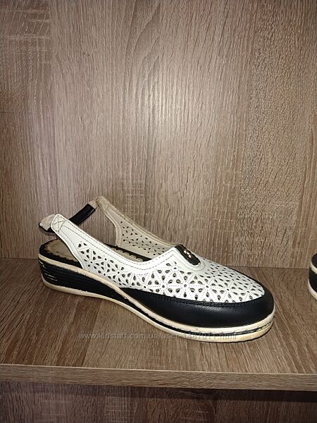 Босоножки Botema женские 39