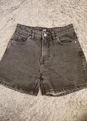 Круті джинсові шорти