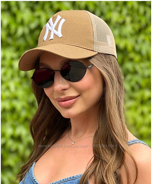 Бейсболка женская с сеткой регулируемый размер 56-59 см