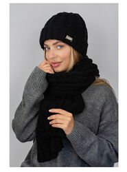 Шапка женская на флисе с шарфом комплект Нордик черний
