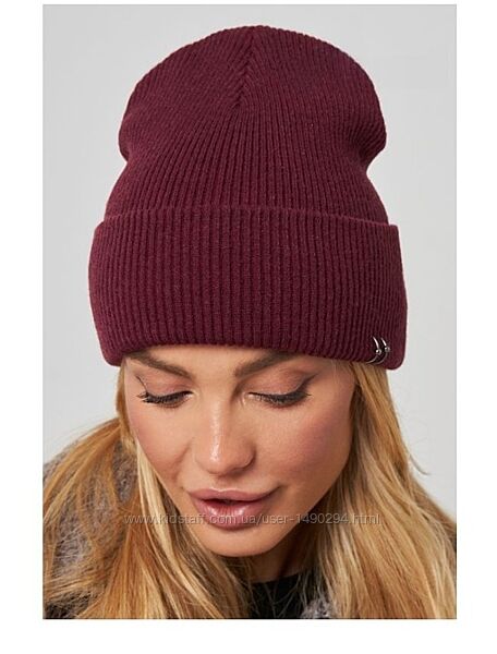 Шапка женская демисезонная с отворотом Орбит кардинал