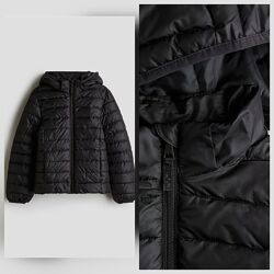 H&m. Колекція 2025 року. Фірмова відштовхувальна куртка.
