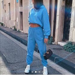 Укороченная толстовка зара свитшот с капюшонм худи с текстом от ZARA