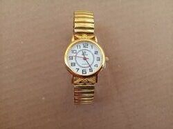 Золотистий кварцевий годнник на резинці Xwei