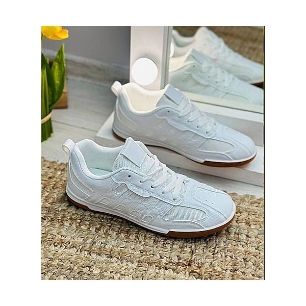 кросiвки жiночi 36-39