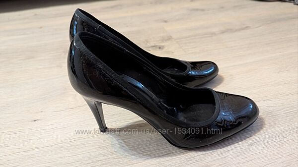 Шкіряні лакові туфлі Navyboot 39 